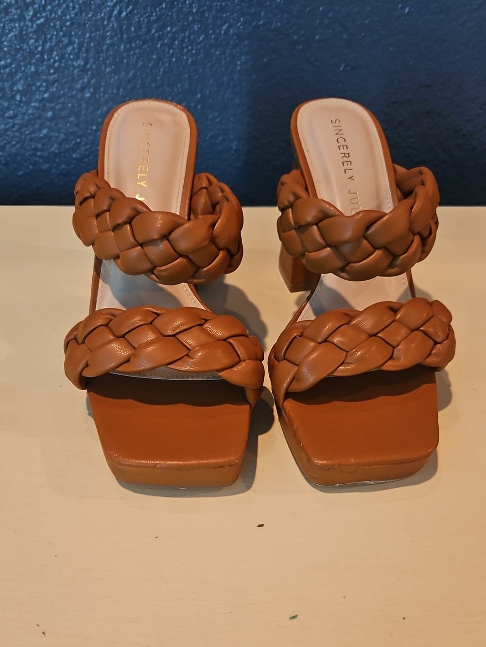 NWOB Sincerly Jules Cognac Braided Block Heel Sandals
